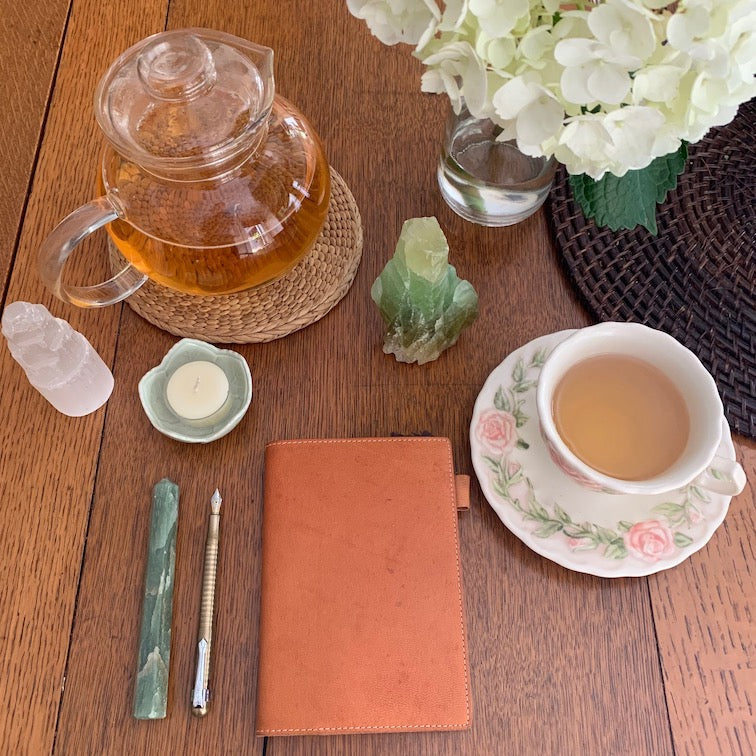 The Paper Seahorse Classes May 31st 2024 Friday 12p - 2p EST Gratitude Journaling: Online Live Experience